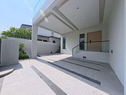 Lucky Hills (D16), Terrace #604570491
